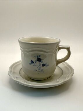 Vintage Pfaltzgraff Poetry Blue Rose tea cup set